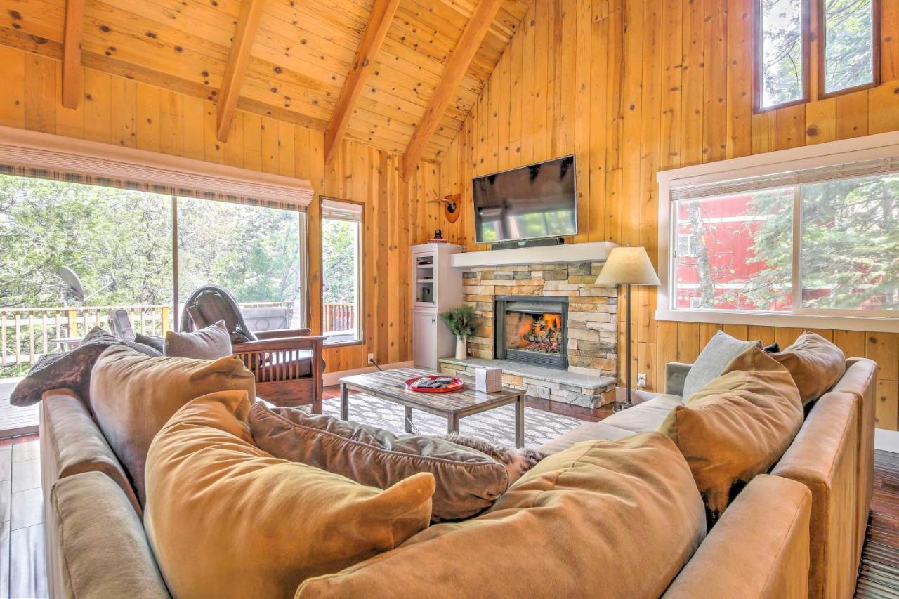 Gorgeous Lake Arrowhead Retreat Game Room And Deck Ngoại thất bức ảnh